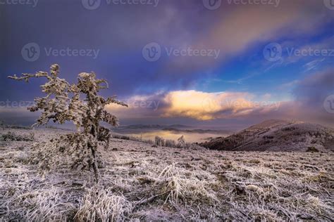 Mountain views of winter landscape 16759397 Stock Photo at Vecteezy