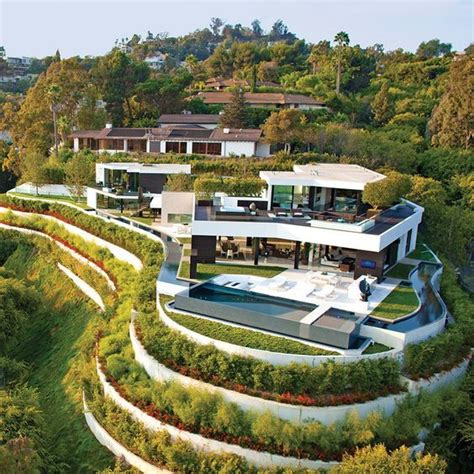 $31 Million 1201 Laurel Way Residence - Beverly Hills, CA | Modern mansion, Mansions, Mansions ...