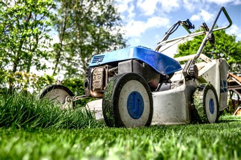 Lawn Mower Maintenance | EcoTurf of Northern Colorado