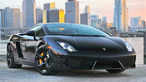 The Lowdown on the Hertz Dream Car Collection - AutoSlash