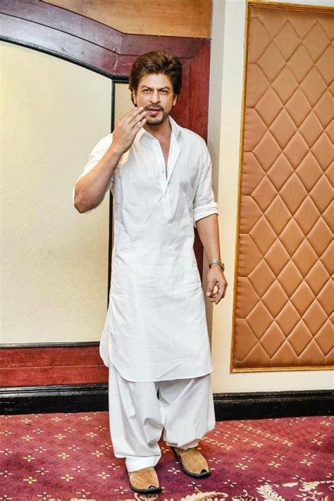 #SRK #Eid2017 | Mens kurta designs, Pathani kurta, Kurta designs