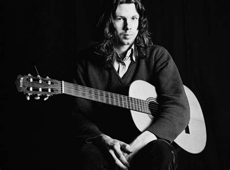 20 Best Nick Drake Songs of All Time - Singersroom.com