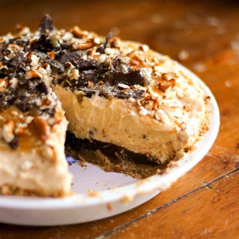 Chocolate Peanut Butter Pie 🥧 | Restless Chipotle % Pie Recipes