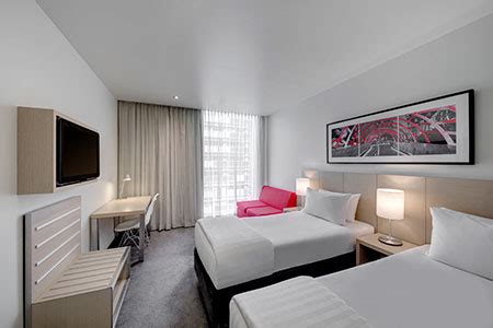 Travelodge Hotel | Melbourne Docklands - Best Rates & Free WiFi