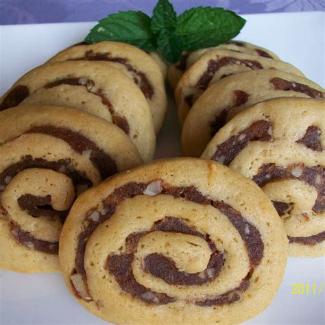 Date Nut Pinwheel Cookies II Recipe