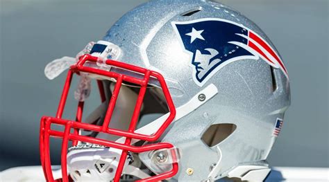 Patriots Unveil Red Throwback Uniforms for 2022 Season in Video