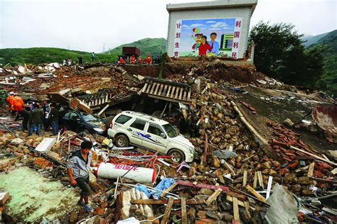 IMAGENES ETHEL: IMÁGENES DEL TERREMOTO EN CHINA EL DOMINGO 3 DE AGOSTO Y SOBREVIVIENTES