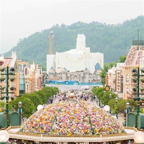 Hong Kong Disneyland Castle Transformation Update • TDR Explorer