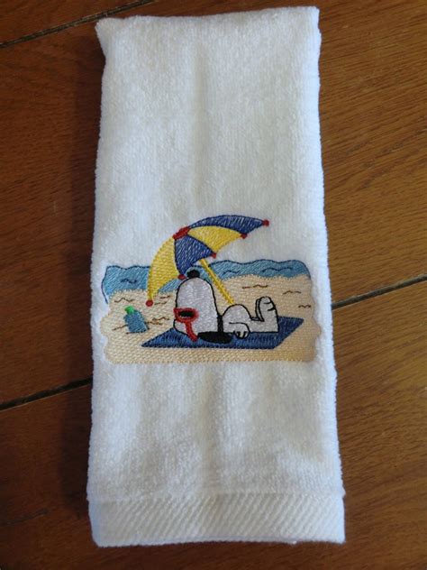 Embroidered Finger Tip Towel Snoopy on the Beach Yellow & | Etsy