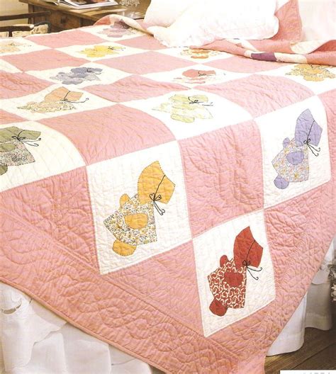 Sunbonnet girl Quilt - my mother made me a quilt similar to this with scraps of fabric she had ...