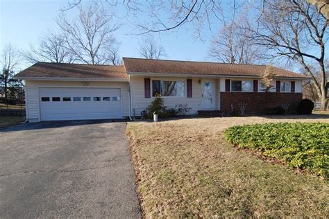 Mansfield Twp. ranch offered by Century 21 - nj.com