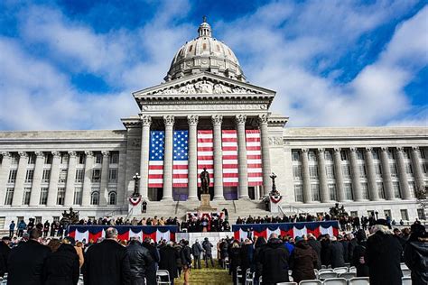 Missouri Capitol restoration 'put the gleam back' into historic ...