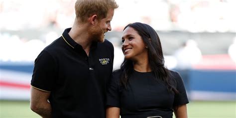 Meghan Markle and Prince Harry Break Dinner Party Etiquette