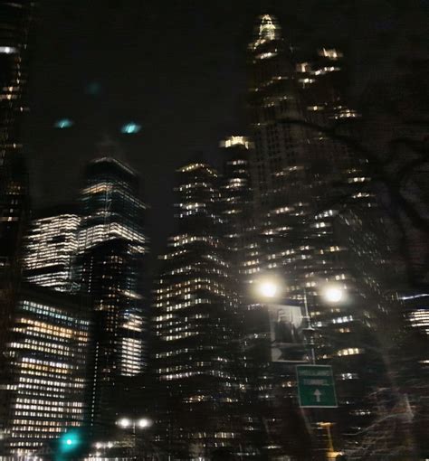 photo taken by me in nyc🌙 | Dark city, Night aesthetic, Scenery