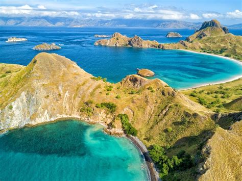 Pulau Padar stock photo. Image of pulau, indonesia, aquamarine - 126122234