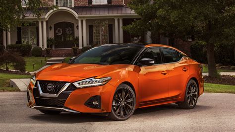 Papeis de parede 2560x1440 Nissan 2019 Maxima SR Laranja Metálico Carros baixar imagens