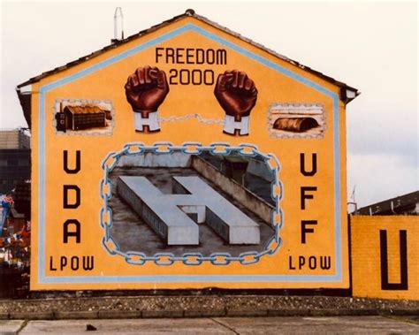 Belfast murals - a photo walk through recent history | Sophie’s World