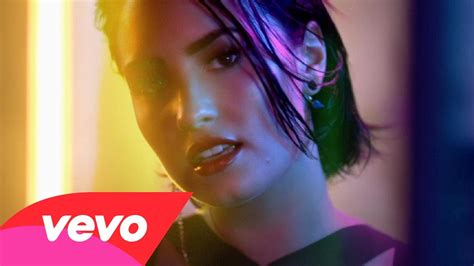 WATCH - Demi Lovato "Cool For The Summer" Video | Electric 94.9