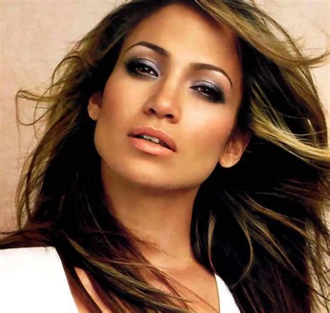 Jennifer Lopez's Celebrity Makeup Bag