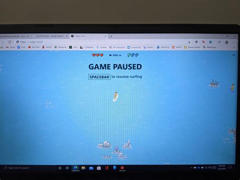 Microsoft Edge's version of the Google Dinosaur game : r/teenagers