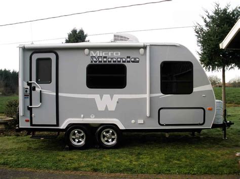 2016 Used Winnebago MICRO MINNIE 1706FB Travel Trailer in Oregon, OR ...