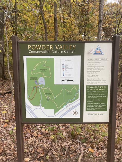 Dad Hikes: Powder Valley Nature Center - thatawaydad.com