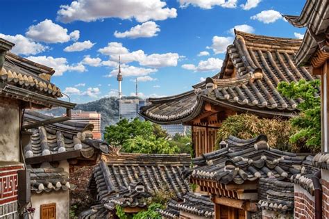 Korean Air - [Bukchon Hanok Village🇰🇷] Seeking for a...