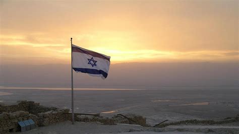 Israel Flag - The Official Symbol of Israel - Israel Travel Secrets