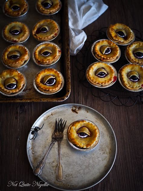 Halloween pies recipe @ Not Quite Nigella