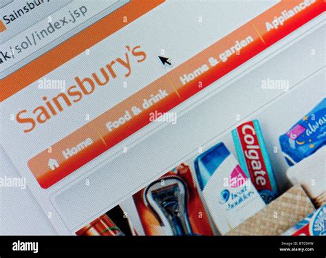 Sainsburys online shopping hi-res stock photography and images - Alamy