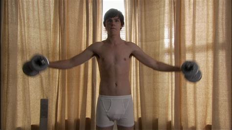 Skins 1x01 - Nicholas Hoult Image (13237024) - Fanpop