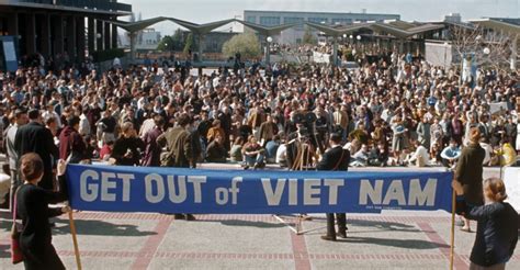 delegates-protesting-vietnam-war - Vietnam: Anti-War Protests Pictures - Vietnam War - HISTORY.com