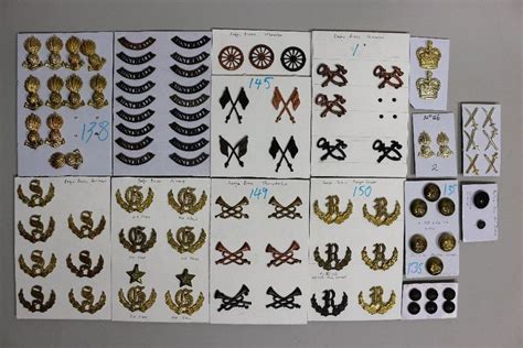 Australian Military Badges and Ranks - 57 Items - Medals, Badges, Insignia - Militaria & Weapons