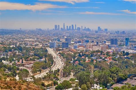 Mulholland Drive in Los Angeles - The Scenic Drive That Will Make You Feel Famous - Go Guides