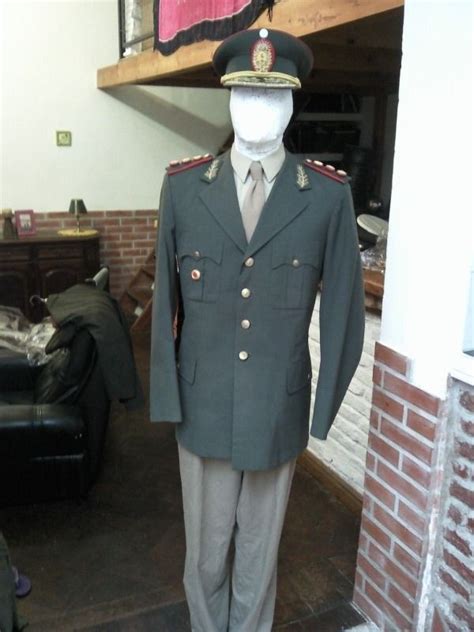 Argentine Army general officers' service uniform | American uniform, Military uniform, Army uniform