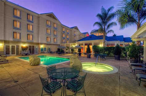 Hilton Garden Inn Mountain View, CA Hotel Pool Area