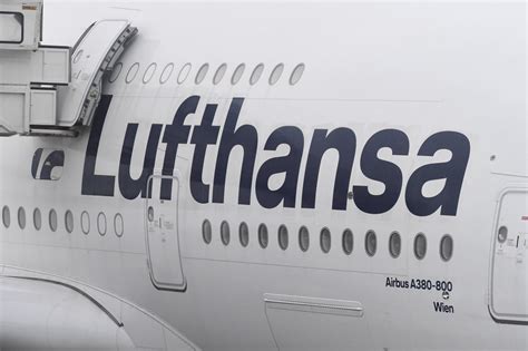 Gericht: Flugbegleiter-Streik bei Lufthansa darf stattfinden | GMX.AT