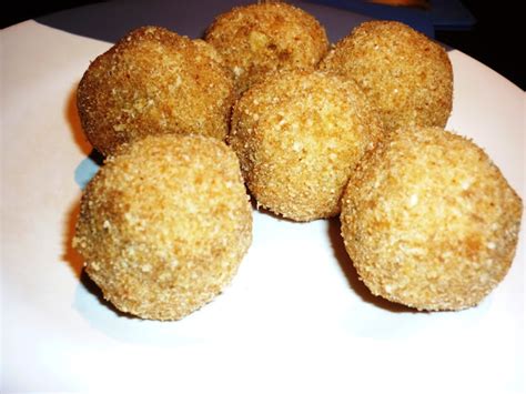 Quick Easy Recipes To Try at Home: Sweet Rice Balls