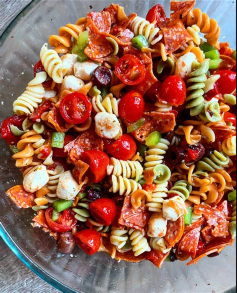 Healthy Italian Pasta Salad - Lite Cravings