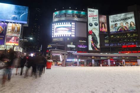 Yonge-Dundas Square – Stock Editorial Photo © surangastock #78096968