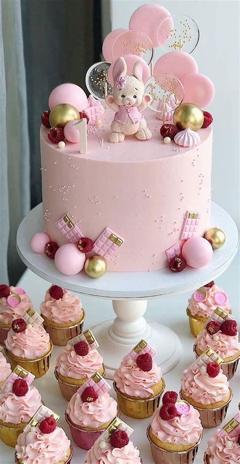 Aggregate 82+ 1st birthday cake decorating ideas latest - seven.edu.vn