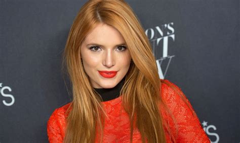 Bella Thorne | Success Story of the American Actress and Singer