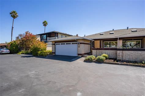 402 San Marin Dr, Novato, CA 94945 - MLS 321088055 - Coldwell Banker