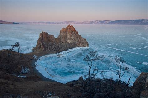 Foto-foto pesona keindahan danau Baikal, Rusia ketika musim dingin | KASKUS