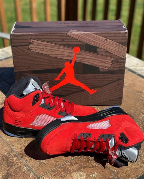 Air Jordan 5 Raging Bull Toro Bravo 2021 DD0587-600 Release Date - SBD