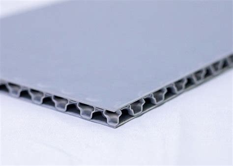 Three Layer Laminate Composite PP Honeycomb Board