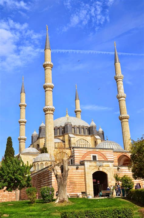 Selimiye Mosque in Edirne, Turkey - Nomadic Niko