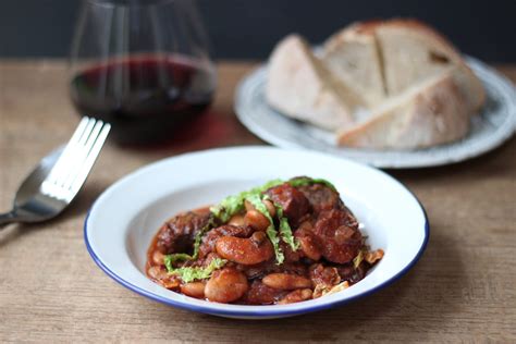 Fabada, a Spanish one pot dish of chorizo, morcilla and butter beans — The Kitchen Alchemist