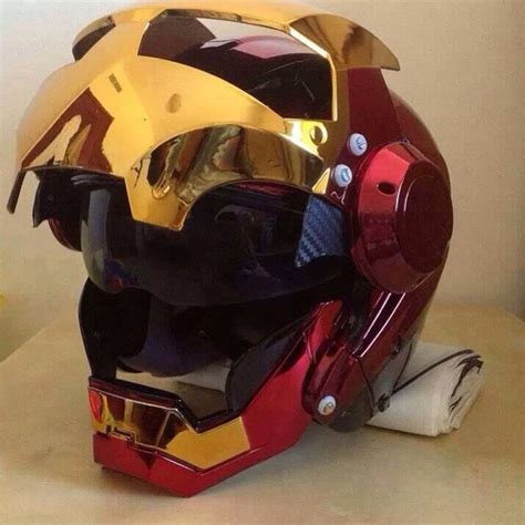 Iron Man | Cool motorcycle helmets, Custom motorcycle helmets, Helmet