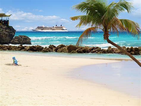 Compare: 10 Best Cruise Ships in The Bahamas and Caribbean